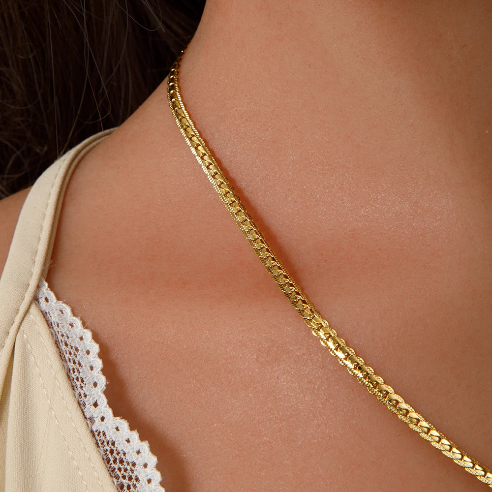 18k Gold Plated Luxury Waterproof Stainless Steel Waterdrop Droplet Shaped Zircon Pendant Chain Necklace