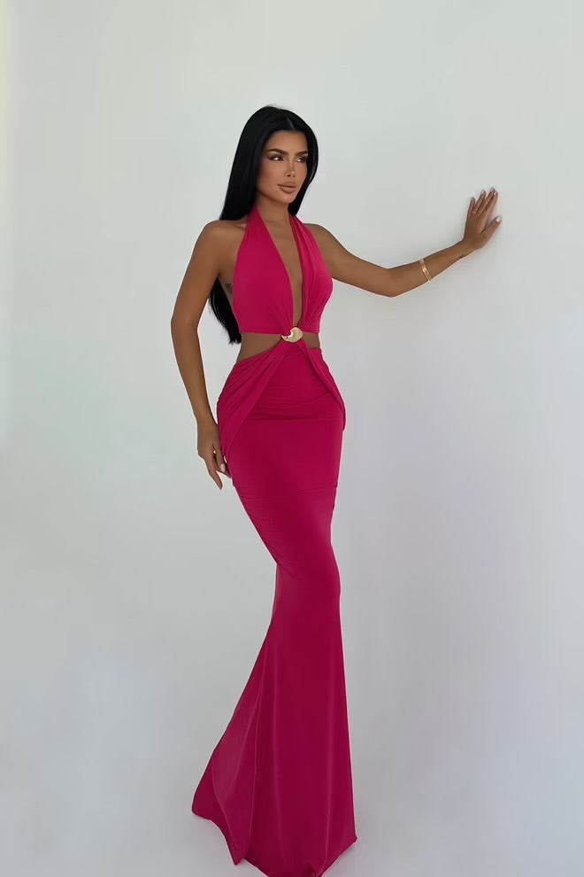 Elegant Bodycon Dress With Halter Neck
