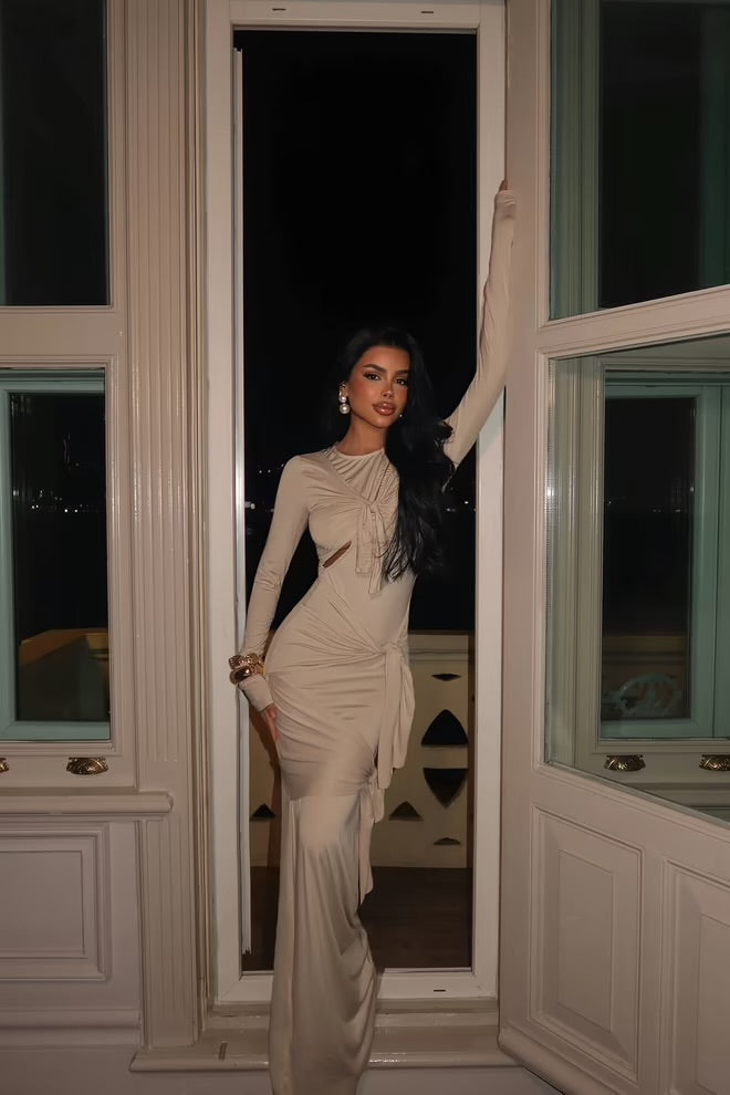 Window Detail Long Dress