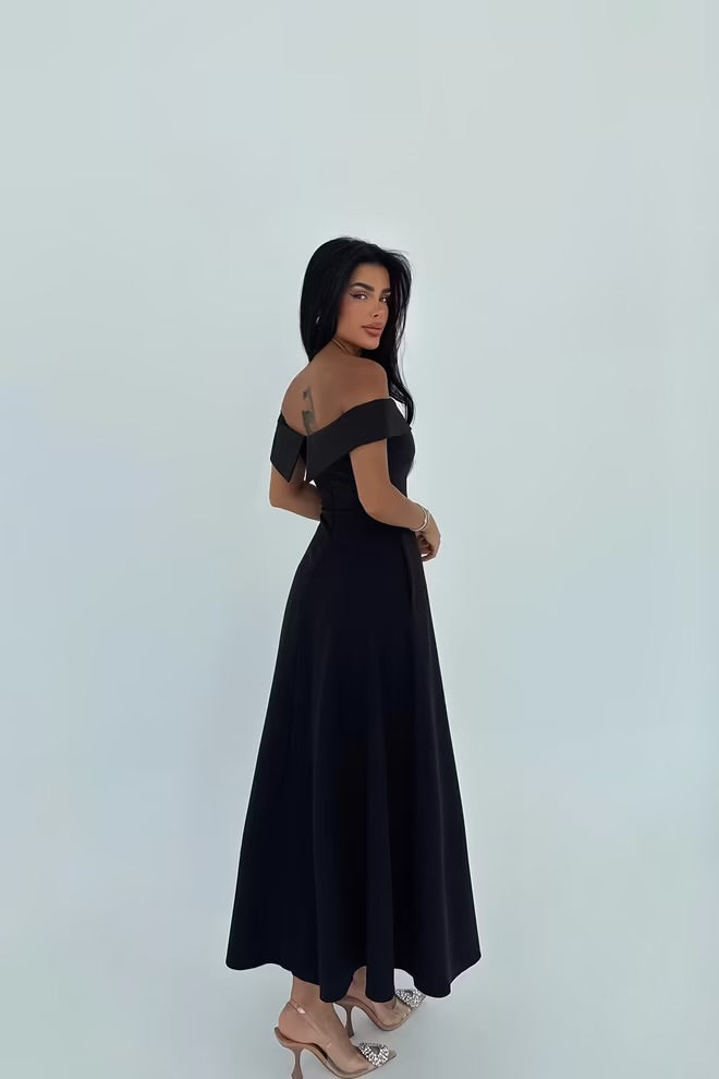 Elegant A-Line Maxi Dress With Off Shoulder Neck