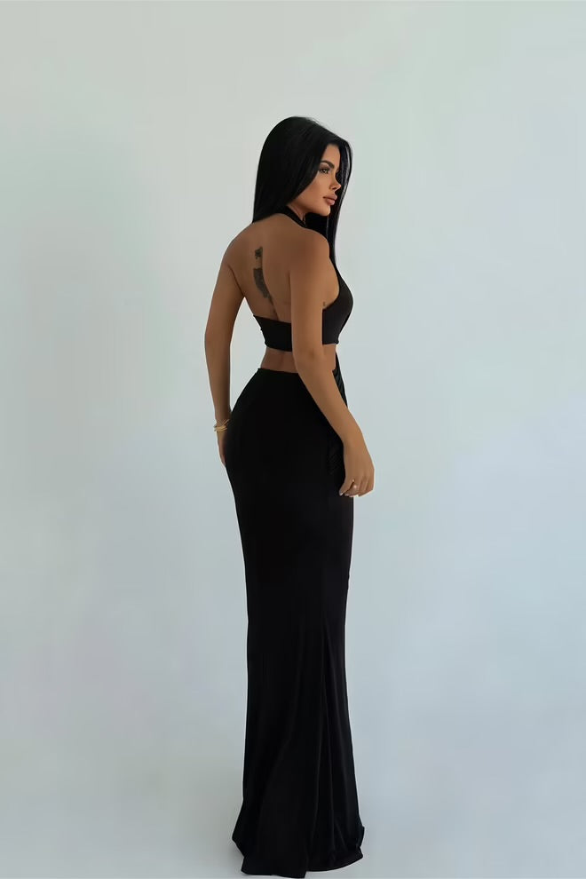 Elegant Bodycon Dress With Halter Neck