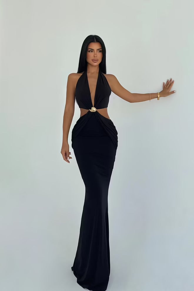 Elegant Bodycon Dress With Halter Neck
