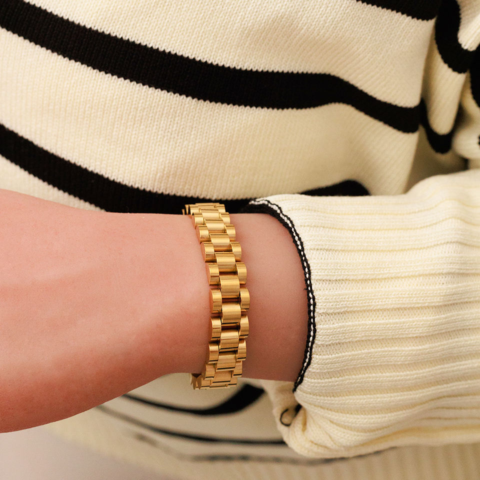 Stylish Gold-Plated Waterproof Watch Bracelet