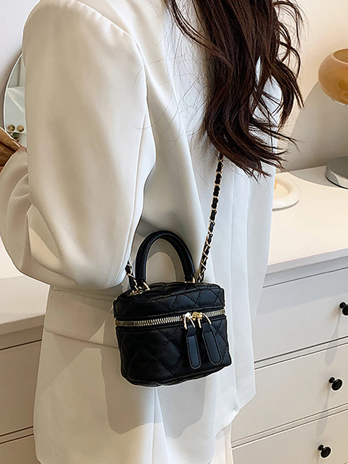 Chic Mini Quilted Crossbody Bag