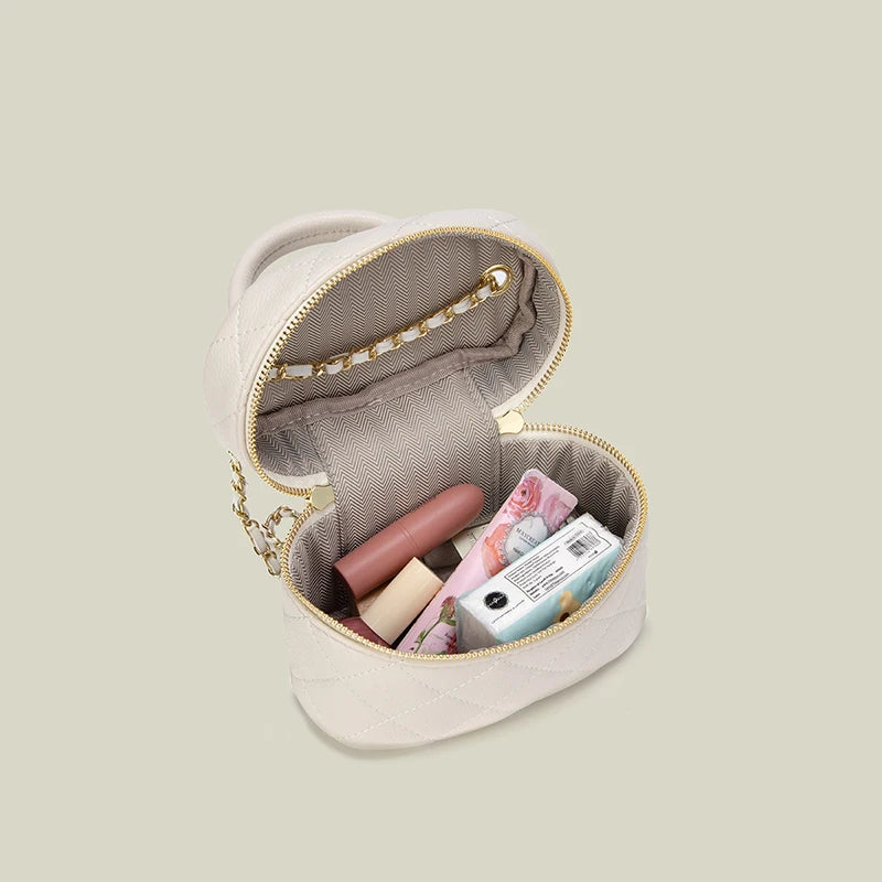 Chic Mini Quilted Crossbody Bag