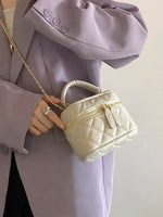 Chic Mini Quilted Crossbody Bag