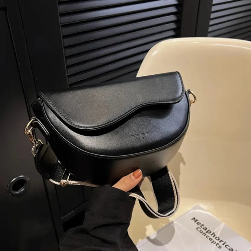 Vintage Elegance Saddle Bag